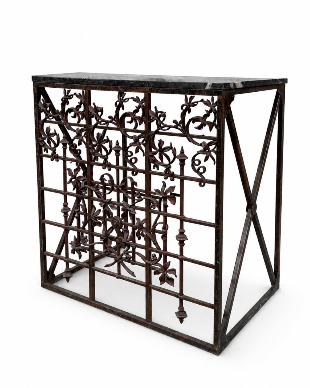 Toog oud smeedijzer (62 x 94 x 97 cm)
