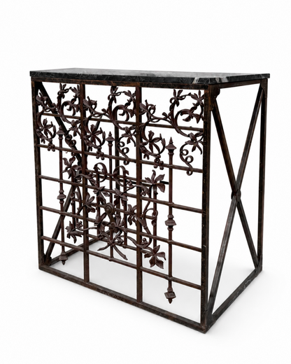 Toog oud smeedijzer (62 x 94 x 97 cm)