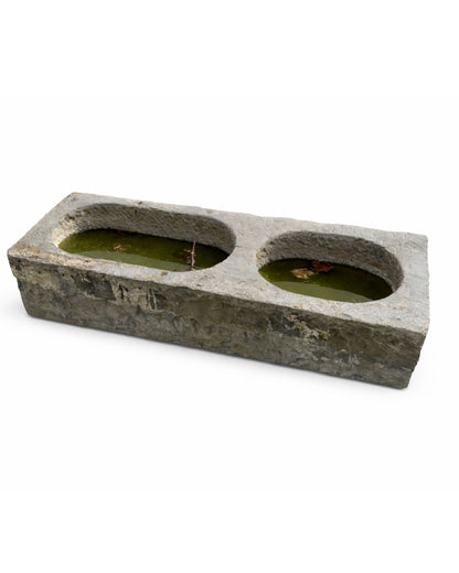 Oude drinkbak (50 x 136 x 29 cm)