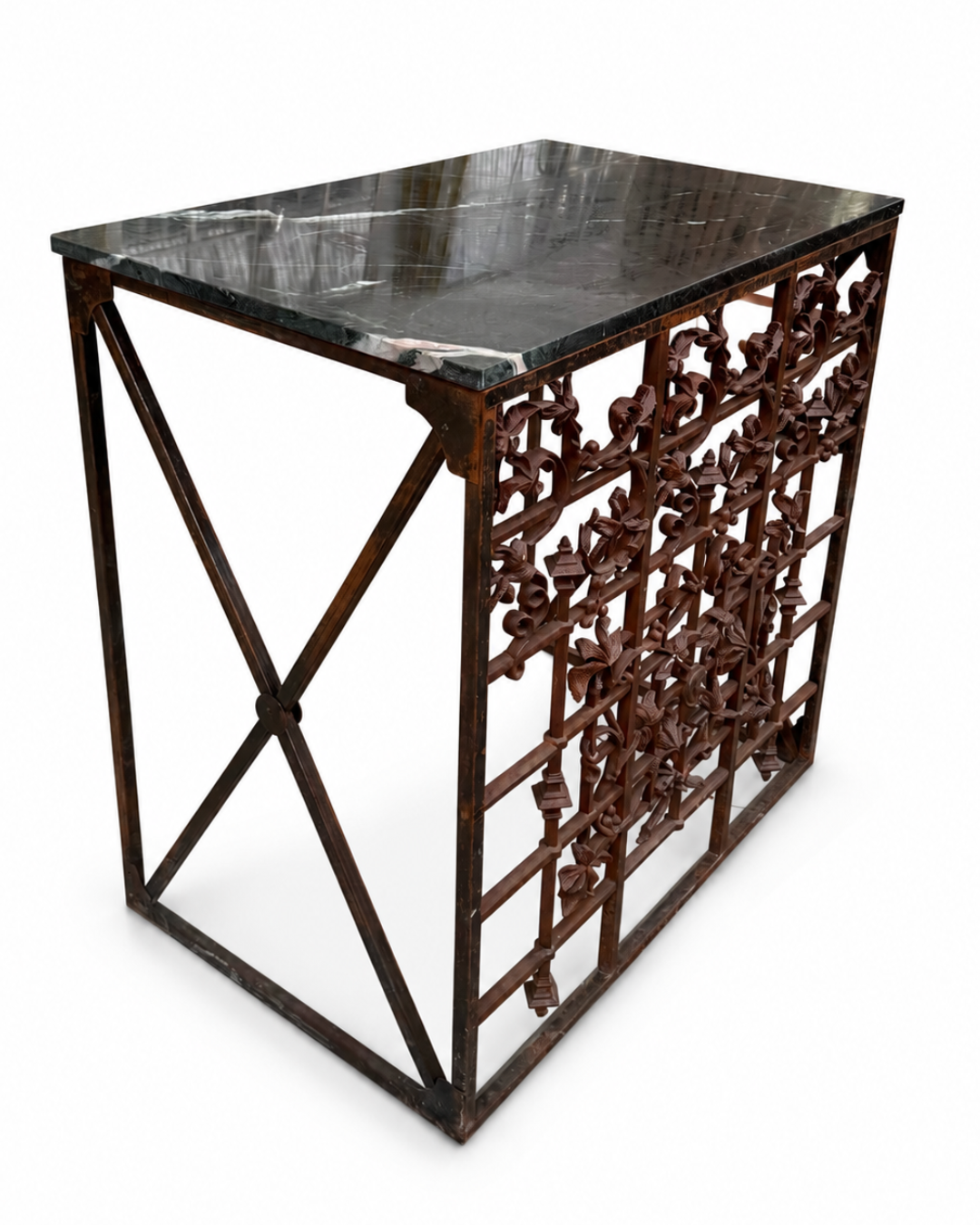 Toog oud smeedijzer (62 x 94 x 97 cm)